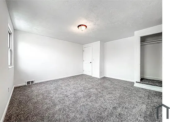 414 Avondale Rd — Photo 32