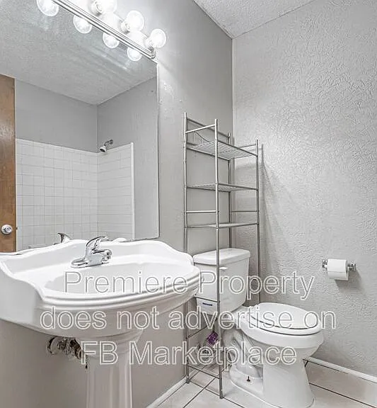 4327 Sterling Ave — Photo 9