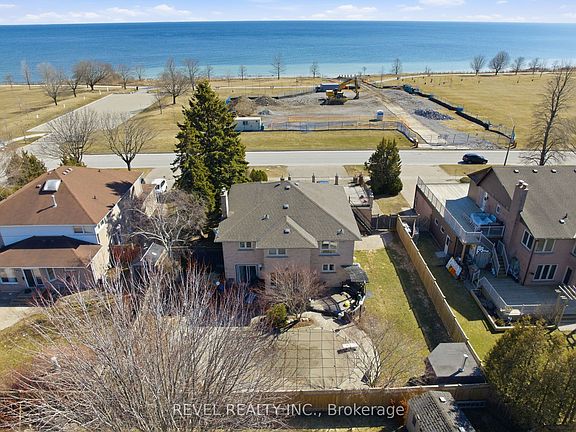 2nd image of 88 Lake Driveway W