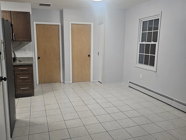 228 Duncan Ave #2 — Photo 7