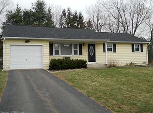 23 Oxbow Dr, Meriden, CT 06450