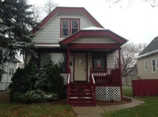3036 S 9th St, Milwaukee, WI 53215