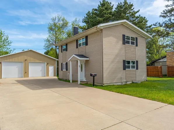 41 Astor Rd, Babbitt, MN 55706