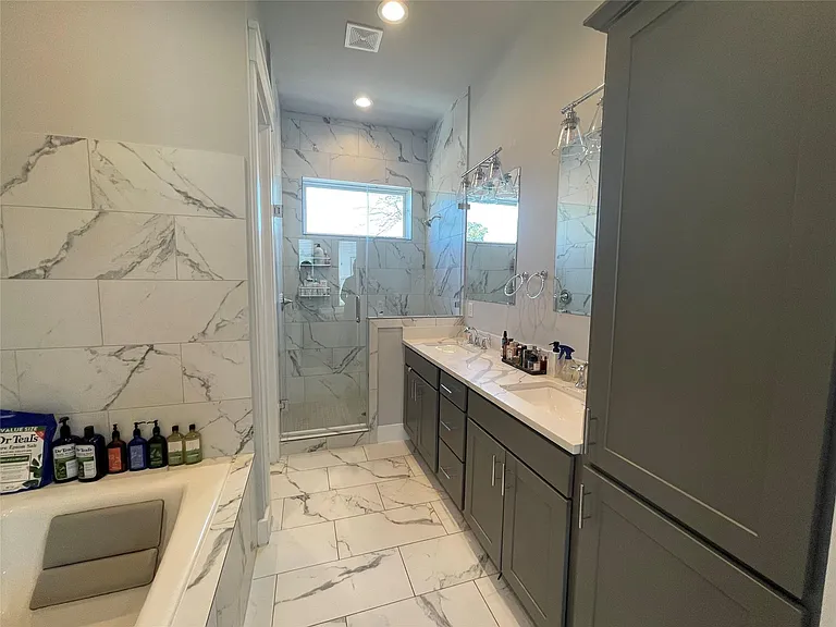 902 Martin St #A — Photo 19