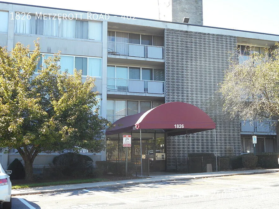 1826 Metzerott Rd #402
