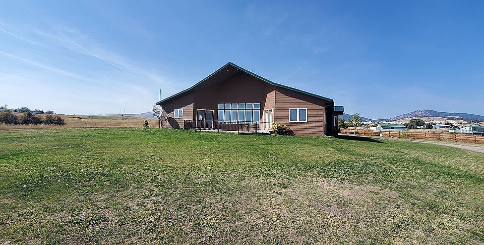 1st image of 33619 Lariat Ln