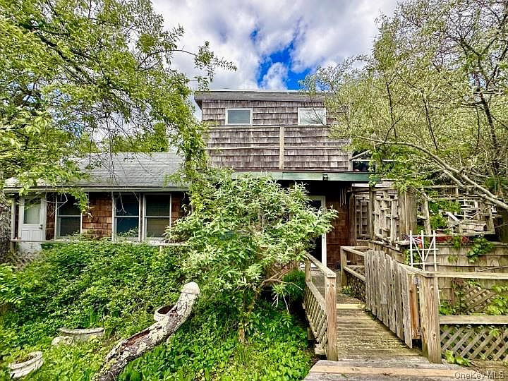 1st image of 152 Bayview Walk