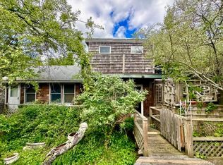 152 Bayview Walk, Sayville, NY 11782