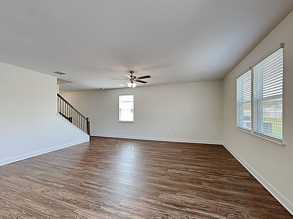 4th image of 1097 Tara Ln