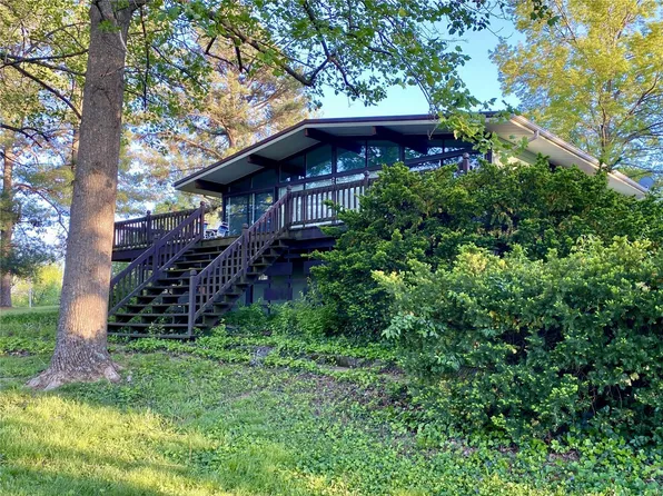 2001 Lakeshore Dr, Cuba, MO 65453