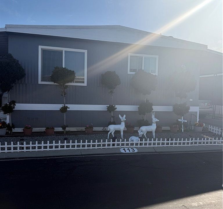 1st image of 9391 California Ave Space 113