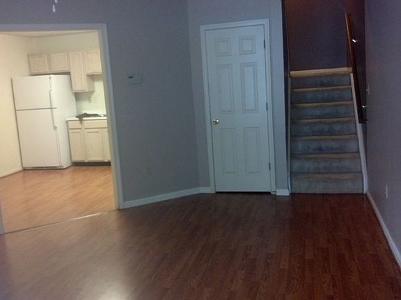 4th image of 8850 Goose Landing Cir