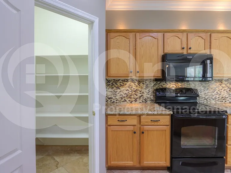 3269 E Hopkins Rd — Photo 11