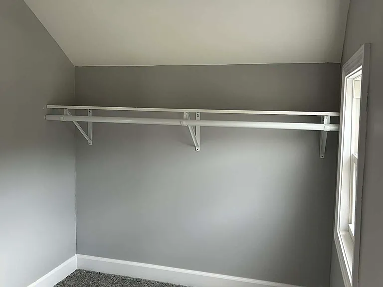 5831 Euclid Ave — Photo 18