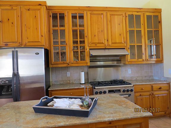 Entertainers kitchen