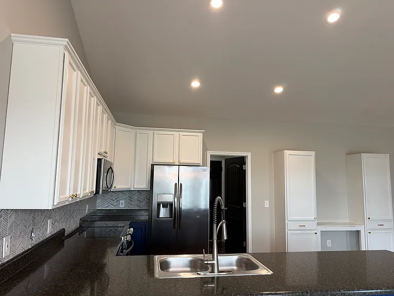 143 Stonegate Dr — Photo 9