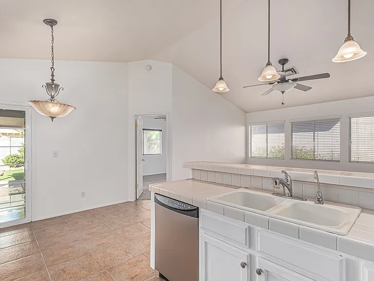 3022 E Michigan Ave — Photo 14