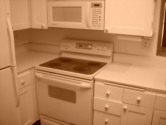 5th image of 8860 Villa La Jolla Dr Unit 308