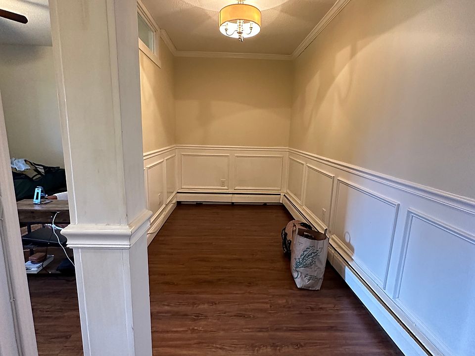2nd image of 142 Kenrick St #3