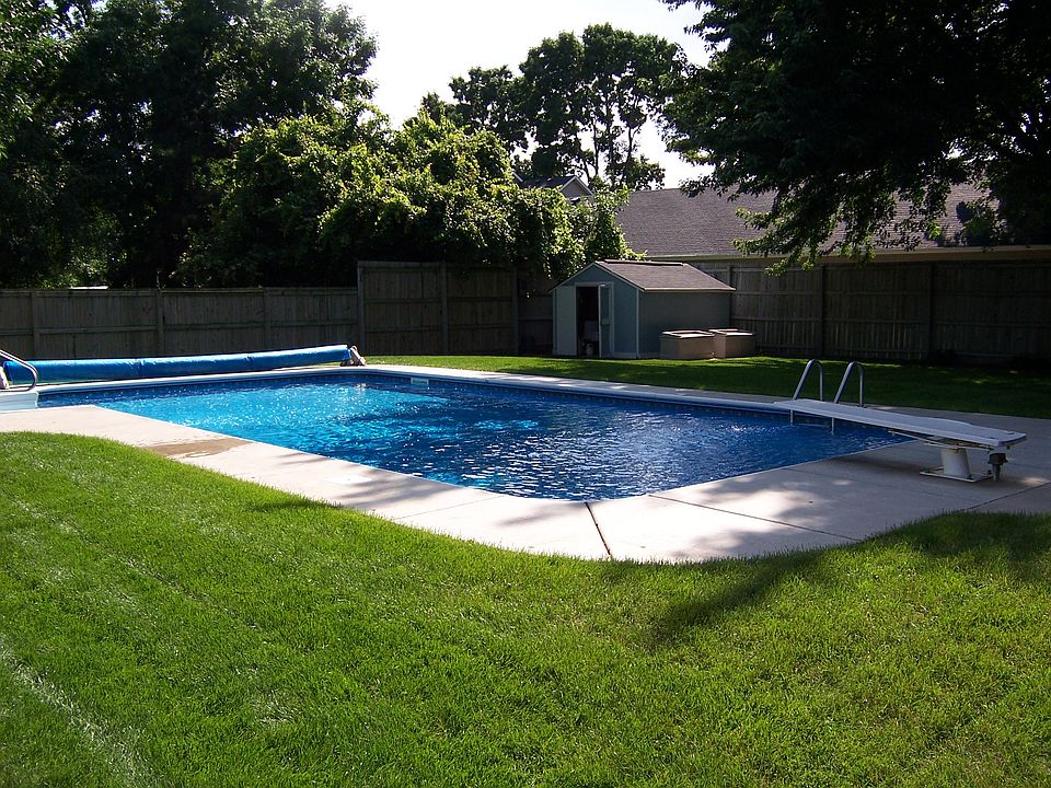 1st image of 14770 Foxhill Ave N