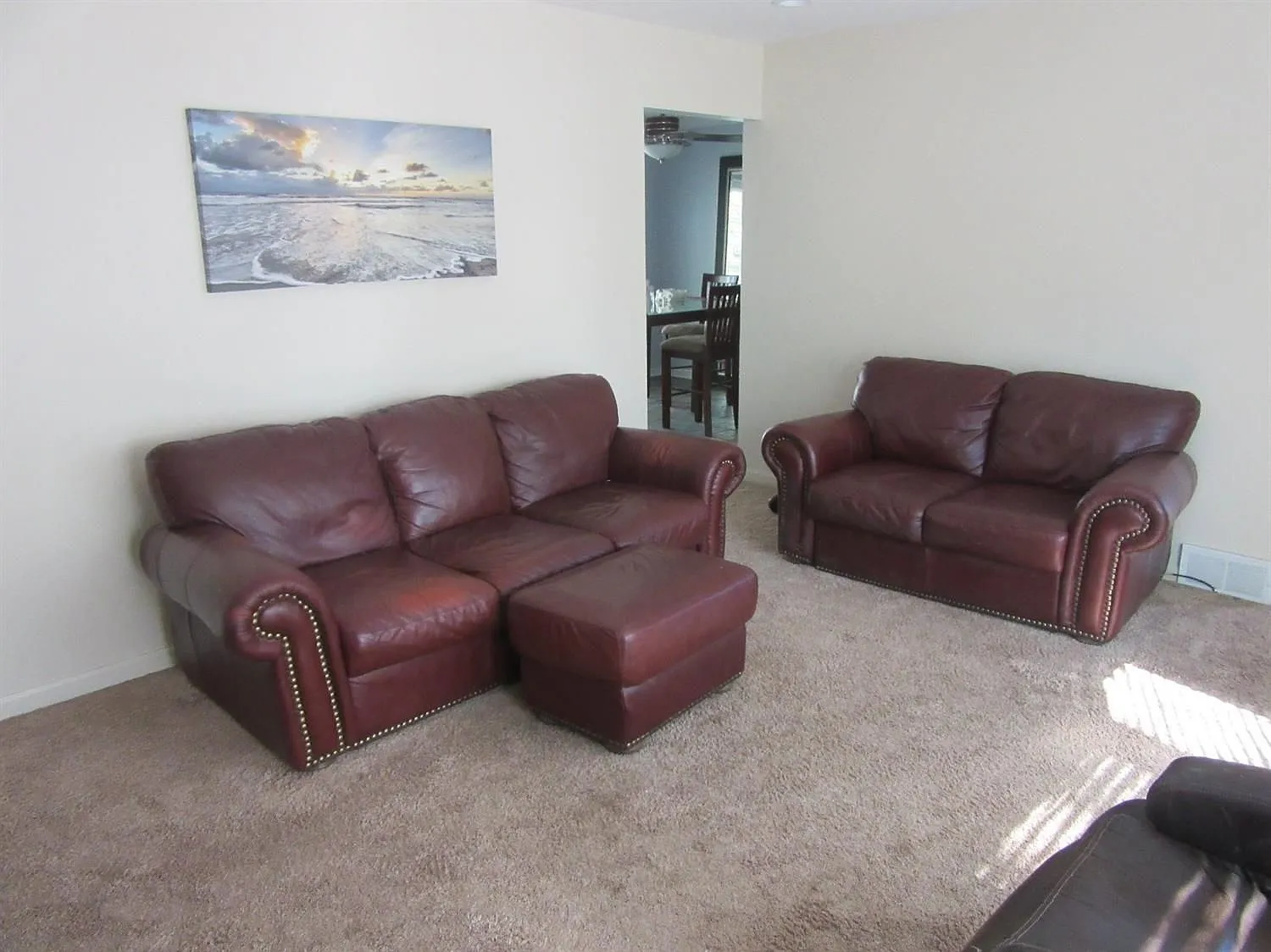 1472 Borgstrom Ave photo 1