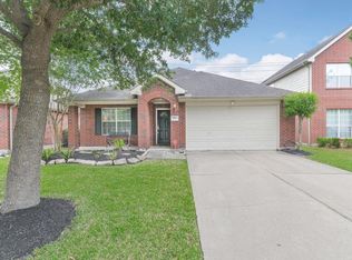 5517 Autumn Ash Ln, Rosharon, TX 77583