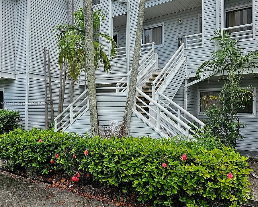 1st image of 3425 NW 44th St APT 201