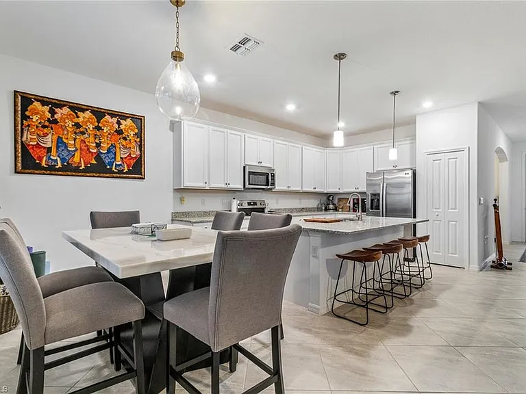 2516 Kona Way — Photo 9