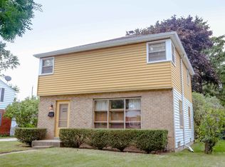 5339 N Lydell Ave, Glendale, WI