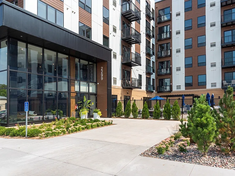 The Exchange Apartments — Photo 74