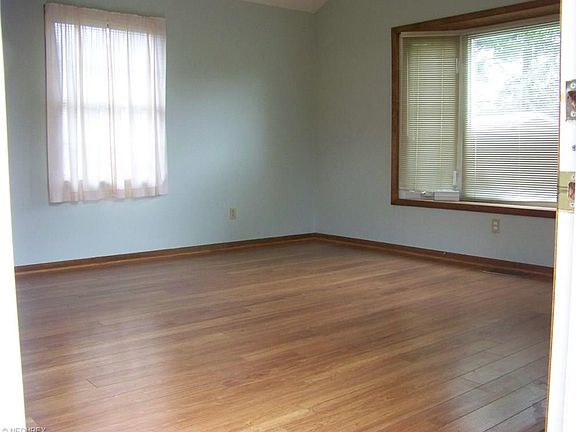 4th image of 2591 Nadyne Dr