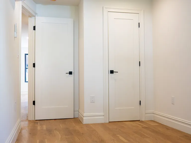 608 Van Buren St #1 — Photo 6