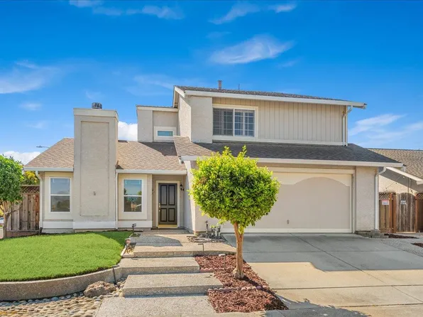 1212 Valbusa Dr, Gilroy, CA 95020