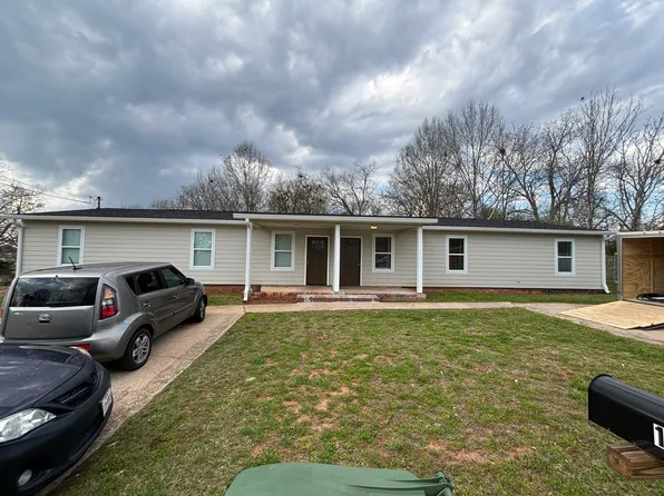 109 & 111 E 20th St #111, Lanett, AL 36863