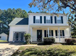 4 Collinswood Ct, Durham, NC 27703