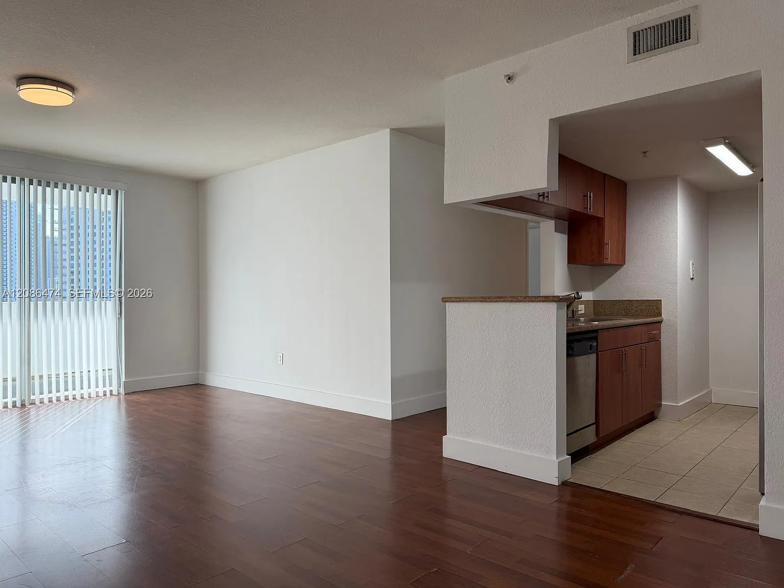 Havana Lofts Condo — Photo 2
