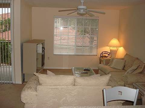 4th image of 1210 Villa Cir