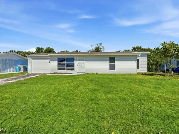 871 Lake McGregor Dr, Fort Myers, FL 33919