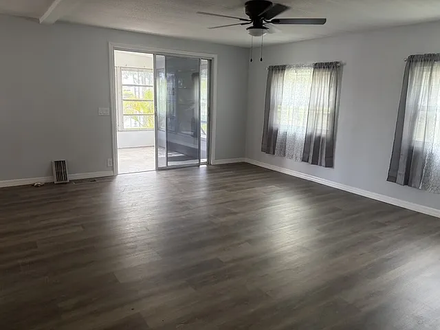 7001 142nd Ave #207 — Photo 18