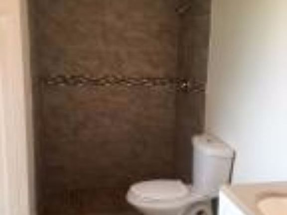 4th image of 4321 Lilac Cir