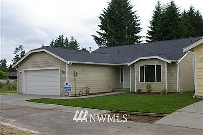 1st image of 822 Nathan Lane SE