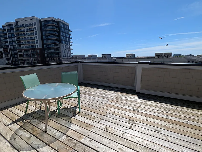 20 Clarington Blvd — Photo 22