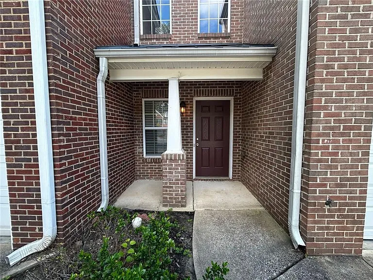 3233 Glenloch Pl — Photo 2