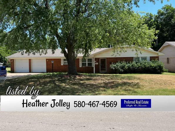 904 N 2nd St, Marlow, OK 73055