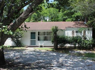 13 Shem Dr, Mount Pleasant, SC 29464