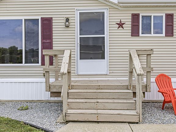 5th image of 400 E South St Lot 30