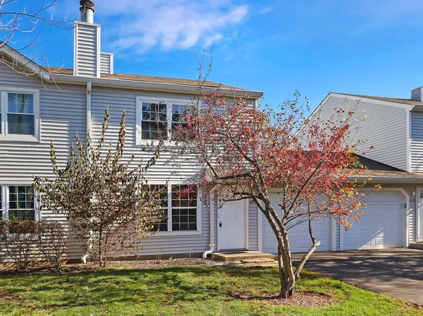 519 Normandie Ln, Round Lake Beach, IL 60073