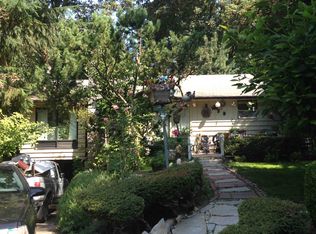 2738 NE 97th St, Seattle, WA 98115