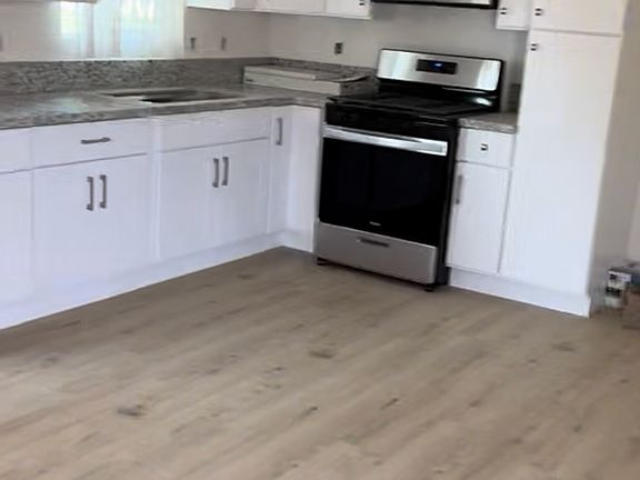 2nd image of 216 N 6th St Unit B