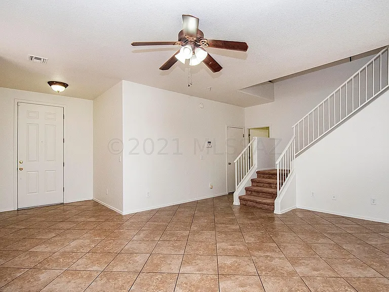 1081 W Sea Lion Dr — Photo 5